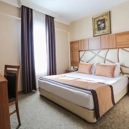 Ξενοδοχείο Rumi 3*