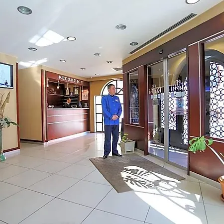 鲁米酒店