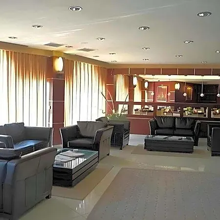 鲁米酒店