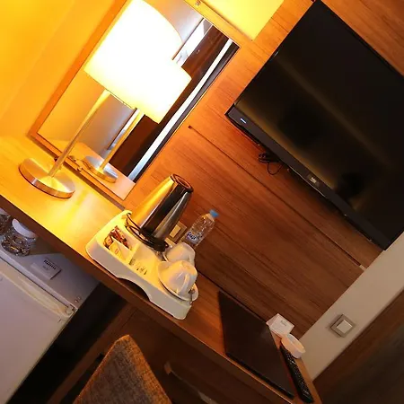 Otel Rumi 3*