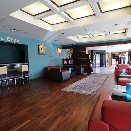 Rumi Ξενοδοχείο